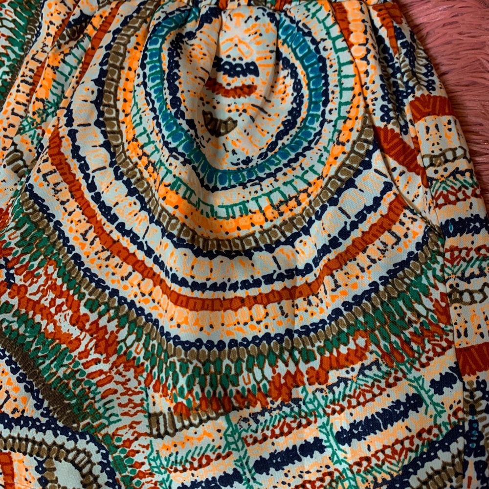 Funky pattern shorts WITH POCKETS